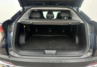 Подержанный автомобиль Omoda C5 2023 года (15 фото)