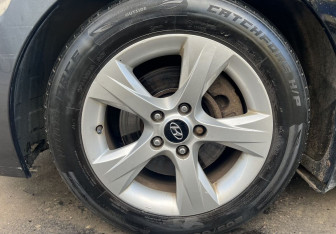 Подержанный автомобиль Hyundai i40 Sedan 2014 года (9 фото)