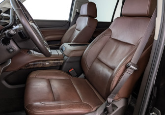 Подержанный автомобиль Chevrolet Tahoe 2016 года (19 фото)