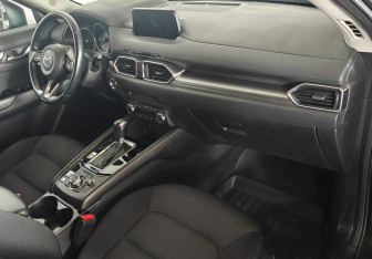 Подержанный автомобиль Mazda CX-5 2018 года (11 фото)