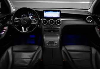 Подержанный автомобиль Mercedes-Benz GLC Coupe 2020 года (8 фото)