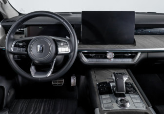 Подержанный автомобиль Tank 500 2023 года (12 фото)