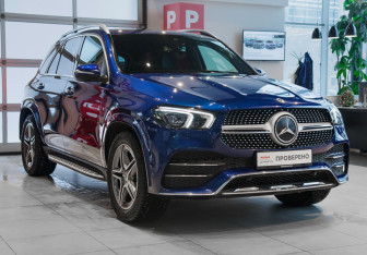 Подержанный автомобиль Mercedes-Benz GLE 2019 года (3 фото)
