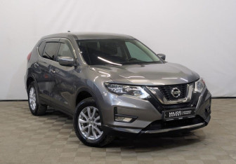 Подержанный автомобиль Nissan X-Trail 2021 года (3 фото)