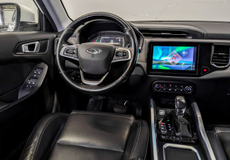 Подержанный автомобиль Chery Tiggo 4 2022 года (30 фото)