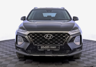 Подержанный автомобиль Hyundai Santa Fe 2019 года (2 фото)