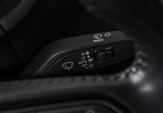 Подержанный автомобиль Audi A3 Sedan 2016 года (17 фото)