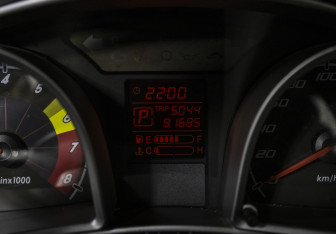 Подержанный автомобиль FAW Oley Sedan 2014 года (12 фото)