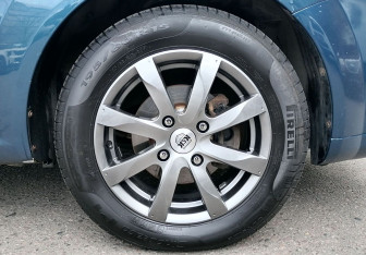 Подержанный автомобиль Chevrolet Lacetti Sedan 2008 года (15 фото)