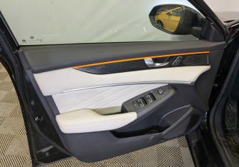 Подержанный автомобиль DongFeng Shine Max 2023 года (16 фото)