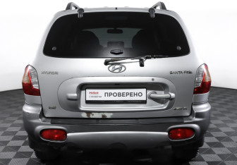 Подержанный автомобиль Hyundai Santa Fe 2002 года (6 фото)