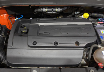 Подержанный автомобиль Jeep Renegade 2016 года (9 фото)