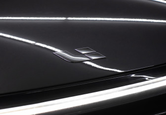 Подержанный автомобиль LiXiang L9 2023 года (32 фото)