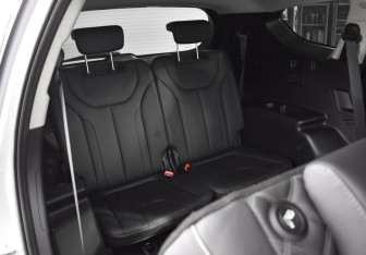 Подержанный автомобиль Hyundai Santa Fe 2021 года (13 фото)