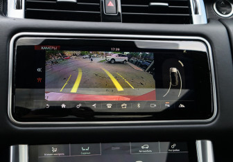 Подержанный автомобиль Land Rover Range Rover Sport 2020 года (13 фото)