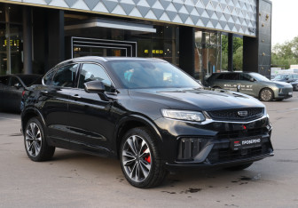 Подержанный автомобиль Geely Tugella 2022 года (3 фото)