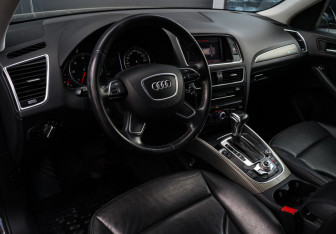 Подержанный автомобиль Audi Q5 2014 года (13 фото)