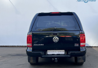 Подержанный автомобиль Volkswagen Amarok 2012 года (6 фото)