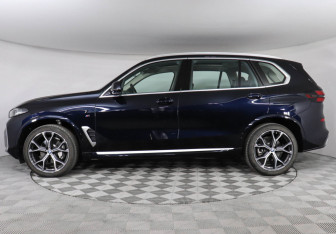 Новый BMW X5 2025 (5 фото)