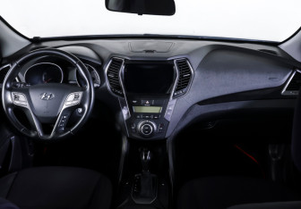Подержанный автомобиль Hyundai Santa Fe 2013 года (13 фото)