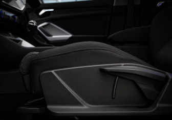 Подержанный автомобиль Audi Q3 Sportback 2023 года (25 фото)