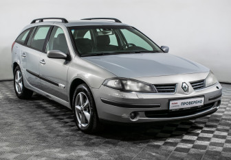Подержанный автомобиль Renault Laguna Wagon 2006 года (3 фото)
