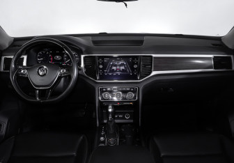 Подержанный автомобиль Volkswagen Teramont 2018 года (12 фото)