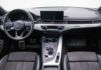 Подержанный автомобиль Audi A5 Liftback 2018 года (13 фото)