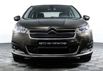 Подержанный автомобиль Citroen C4 Sedan 2016 года (2 фото)