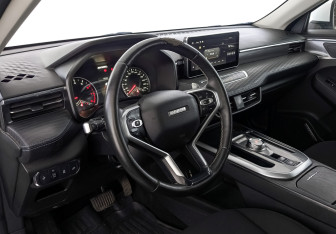 Подержанный автомобиль Haval Jolion 2023 года (15 фото)