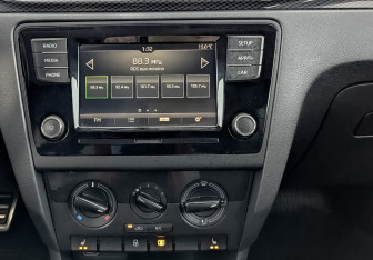 Подержанный автомобиль Skoda Rapid Liftback 2019 года (17 фото)