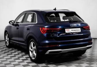 Подержанный автомобиль Audi Q3 2019 года (7 фото)