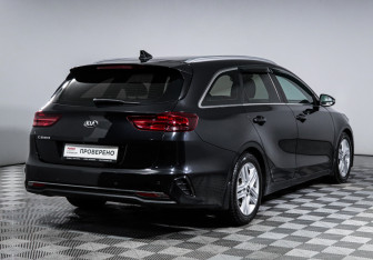 Подержанный автомобиль Kia Ceed Wagon 2019 года (5 фото)