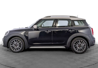 Подержанный автомобиль MINI Countryman 2019 года (8 фото)