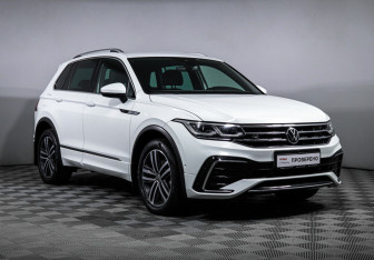 Подержанный автомобиль Volkswagen Tiguan 2021 года (3 фото)