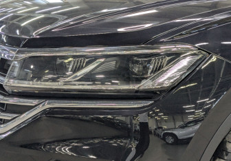 Подержанный автомобиль Volkswagen Touareg 2018 года (11 фото)