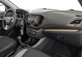 Подержанный автомобиль LADA (ВАЗ) Vesta Sedan 2021 года (13 фото)