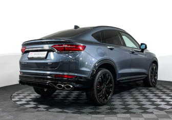 Подержанный автомобиль Geely Tugella 2023 года (5 фото)