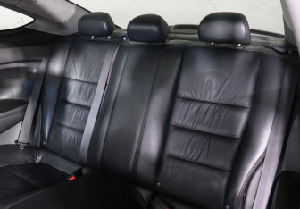 Подержанный автомобиль Honda Accord Coupe 2009 года (10 фото)