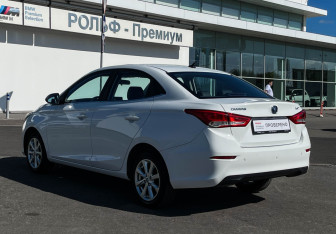 Подержанный автомобиль Changan Alsvin 2024 года (7 фото)