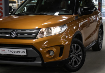 Подержанный автомобиль Suzuki Vitara 2018 года (19 фото)
