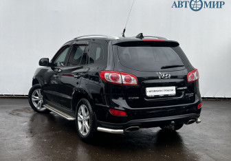 Подержанный автомобиль Hyundai Santa Fe 2011 года (7 фото)