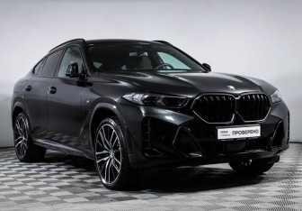 Подержанный автомобиль BMW X6 2025 года (3 фото)