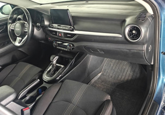 Подержанный автомобиль Kia Cerato Sedan 2021 года (11 фото)