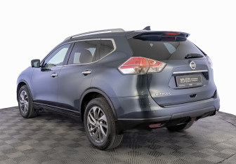 Подержанный автомобиль Nissan X-Trail 2017 года (7 фото)
