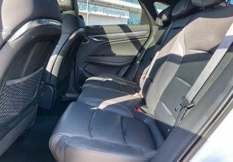Подержанный автомобиль Geely Tugella 2023 года (10 фото)