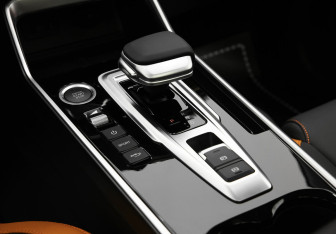 Подержанный автомобиль Kaiyi X3 Pro 2024 года (16 фото)