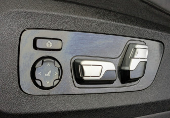 Подержанный автомобиль BMW X5 2020 года (20 фото)