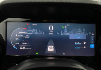 Подержанный автомобиль Geely Monjaro 2023 года (12 фото)