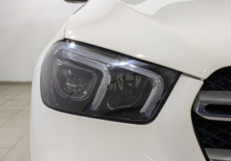 Подержанный автомобиль Mercedes-Benz GLE 2020 года (11 фото)